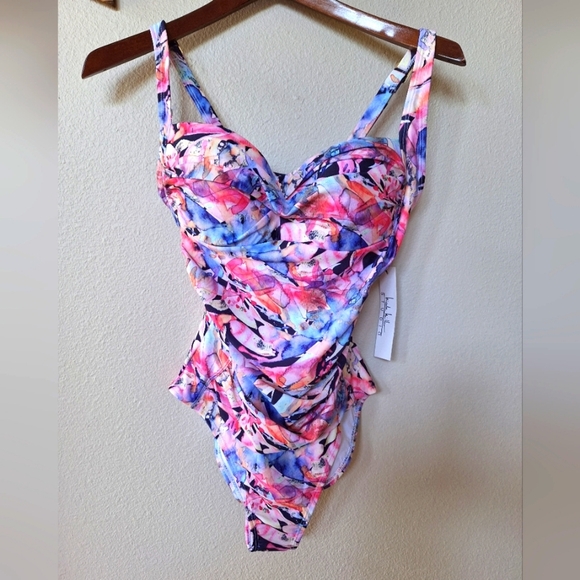 NWT Nicole Miller Multicolored One-piece Swimsuit. Size S - Picture 1 of 6